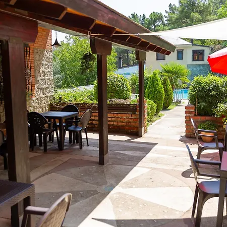 Rural Don Burguillo 3*