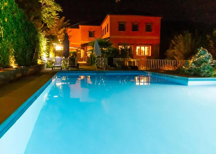 Rural Don Burguillo 3* Эль-Тьембло